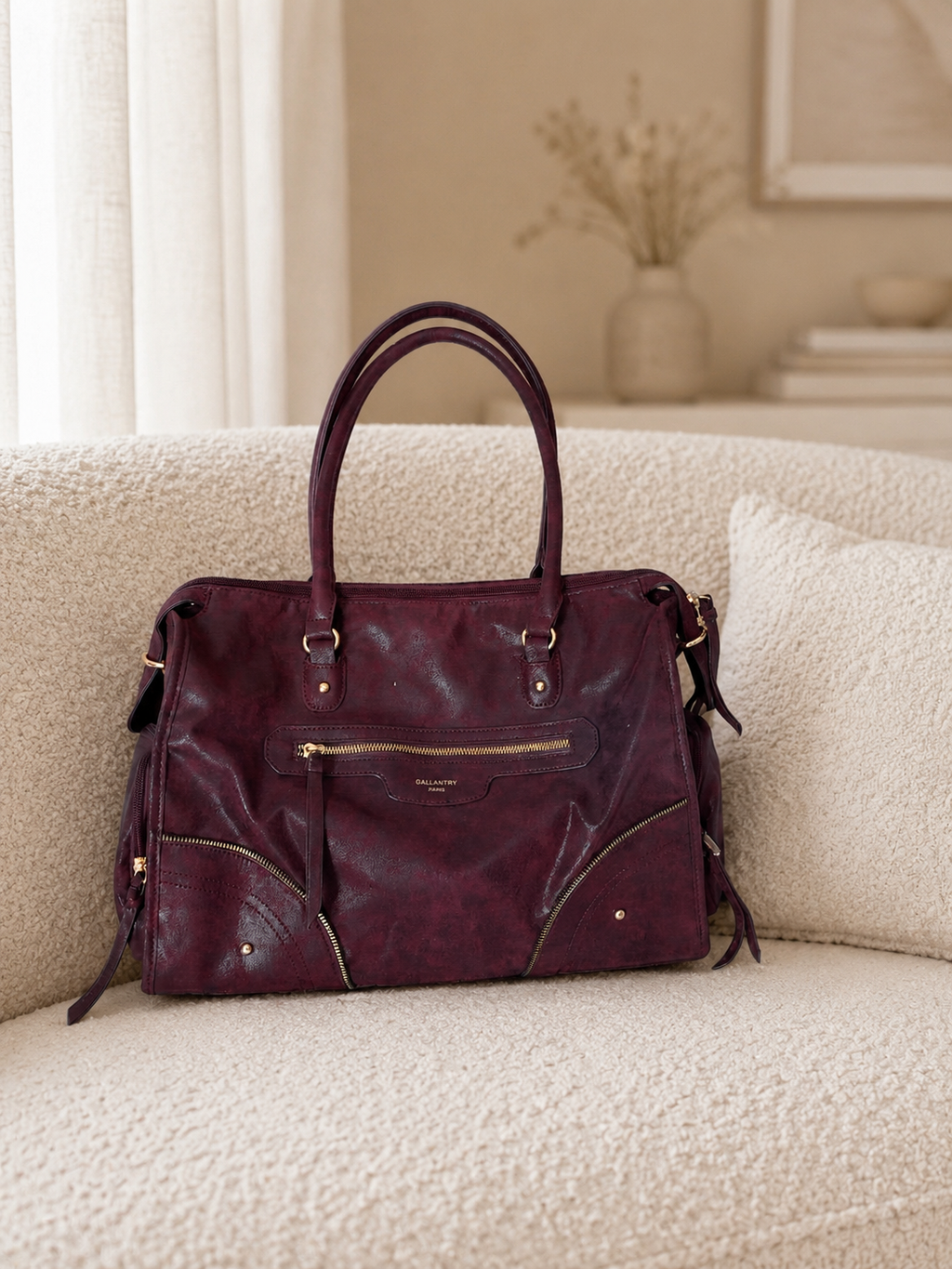 Sac Élégance bordeaux irisé vu de face